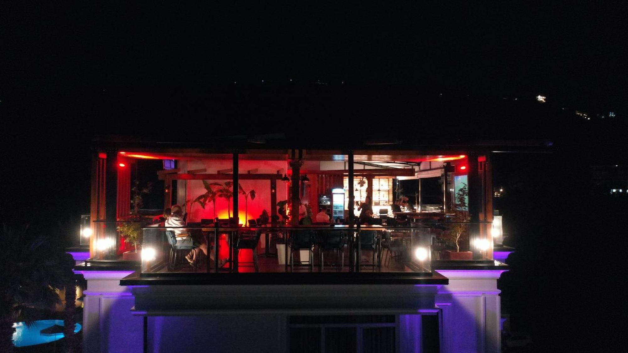 Nia Boutique Hotel By Rapo'S Resort Himare Exterior photo